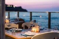 Efta Thalasses Seafood Restaurant ( 7 Θαλασσες)